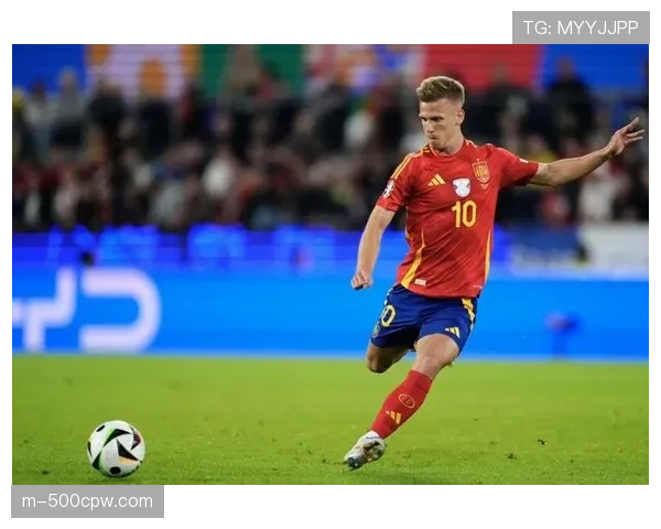 官方：莱比锡中场奥尔莫当选德甲四月最佳球员